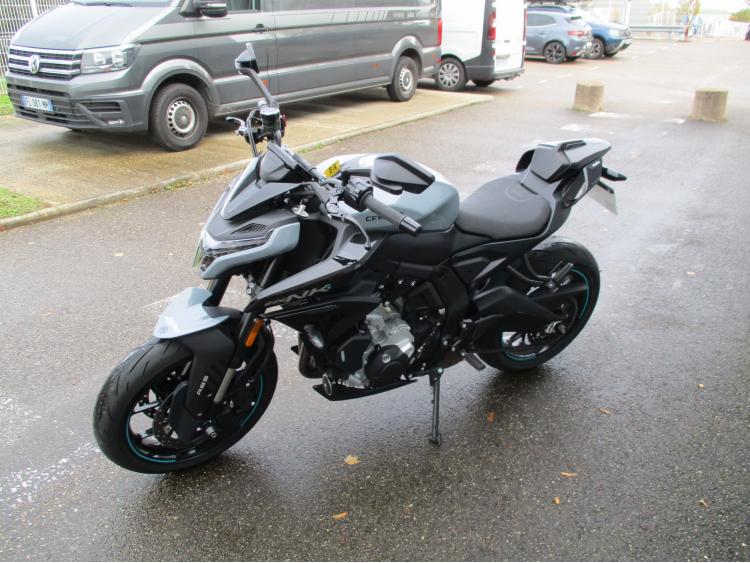 CF MOTO 675 NK 2025 à partir de 119e/mois*