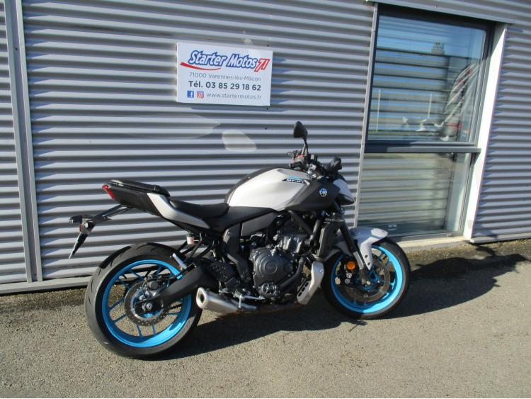 YAMAHA MT-07 35kw 2025 à partir de 130€/mois*