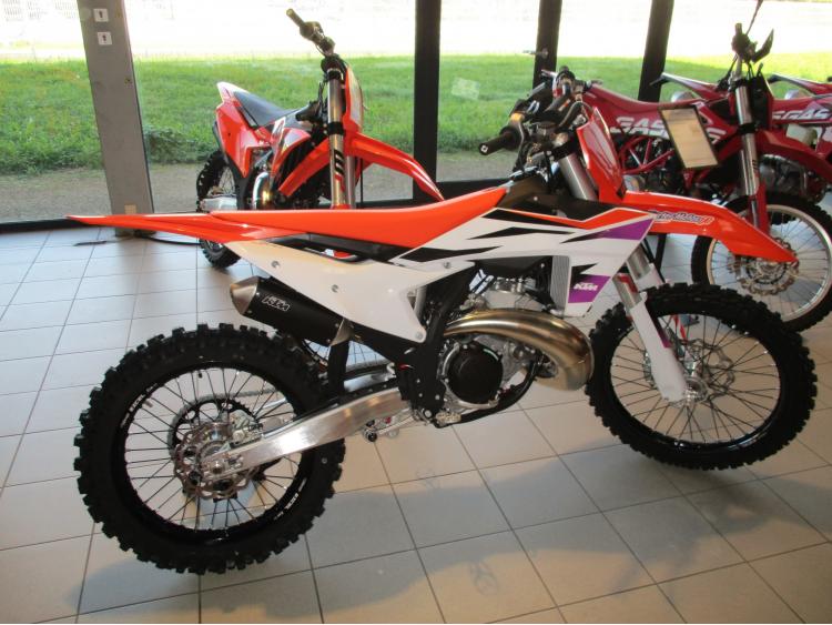 KTM 300 SX 2024 1h à partir de 149e/mois*