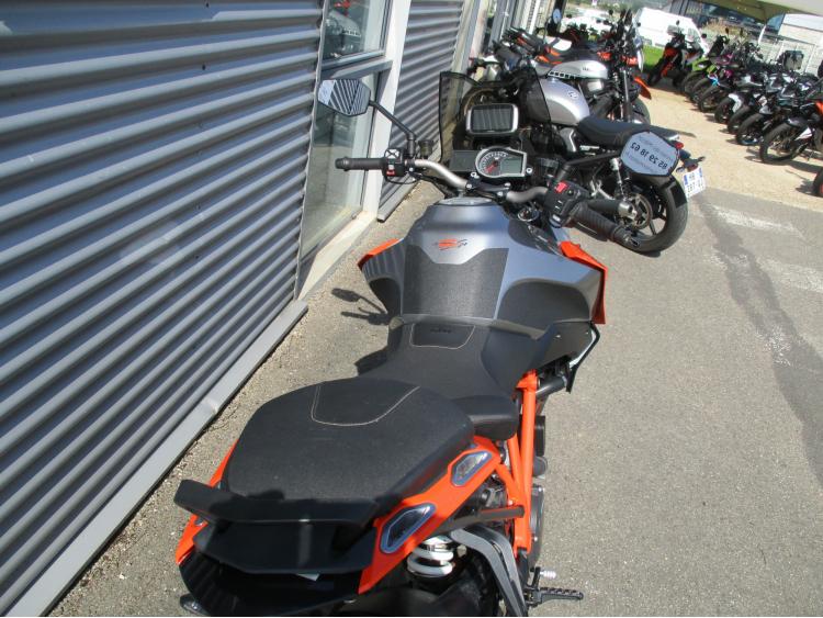 KTM 1290 SUPER DUKE GT 2016 à partir de 168€/mois*