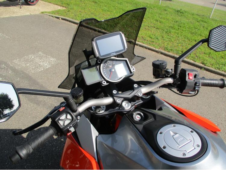 KTM 1290 SUPER DUKE GT 2016 à partir de 168€/mois*