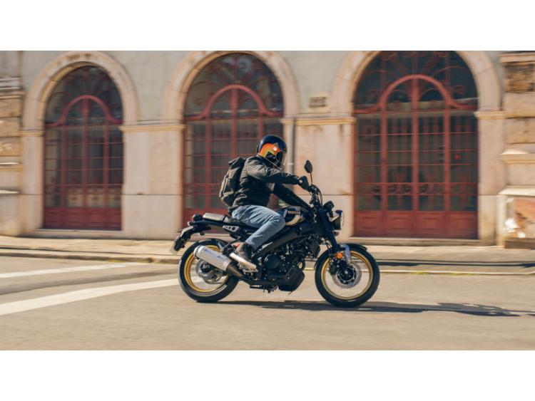 YAMAHA XSR 125 Legacy 2025