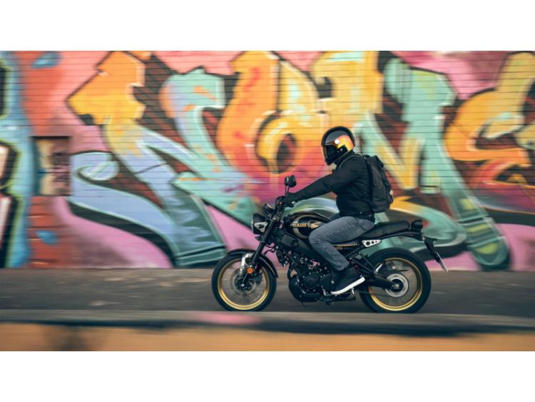 YAMAHA XSR 125 Legacy 2025