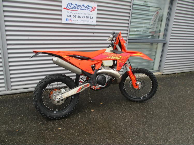 KTM 250 EXC SIX DAYS 2025 74h à partir de 168e/mois*