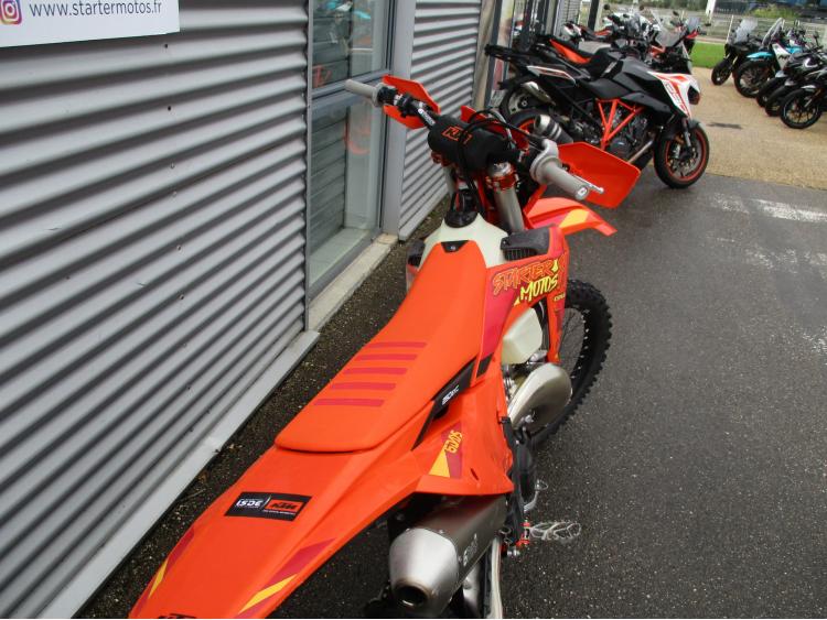 KTM 250 EXC SIX DAYS 2025 74h à partir de 168e/mois*