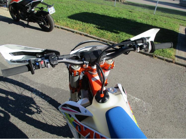 KTM 250 EXC-F 6days 2022 11h à partir de 128e/mois*