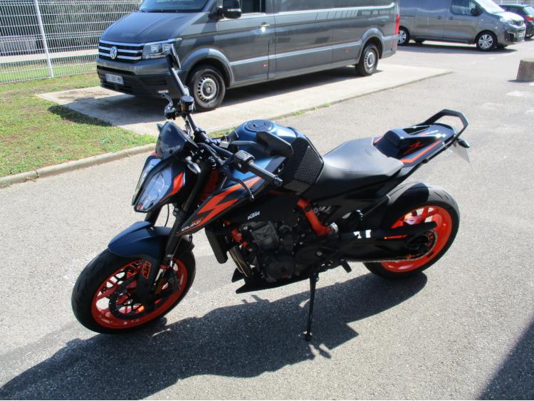 KTM 890 DUKE R à partir de 168€/mois*