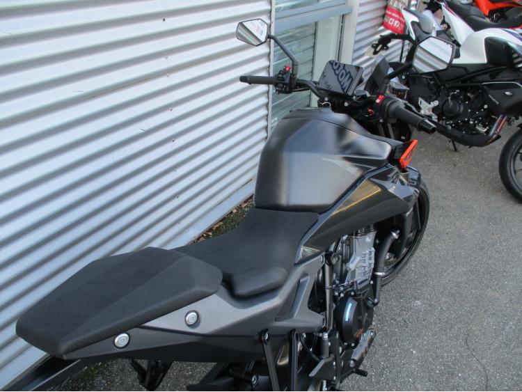 KTM 990 DUKE 2024 à partir de 176e/mois*