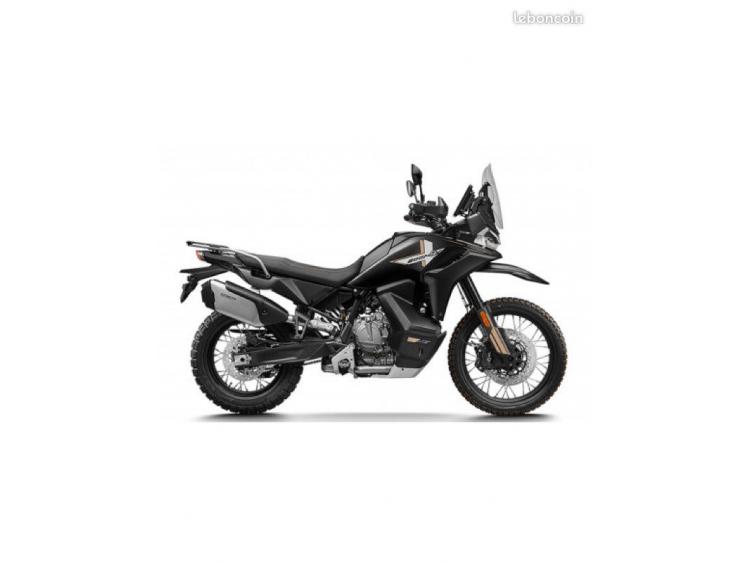 CF MOTO 800 MT-X 2025