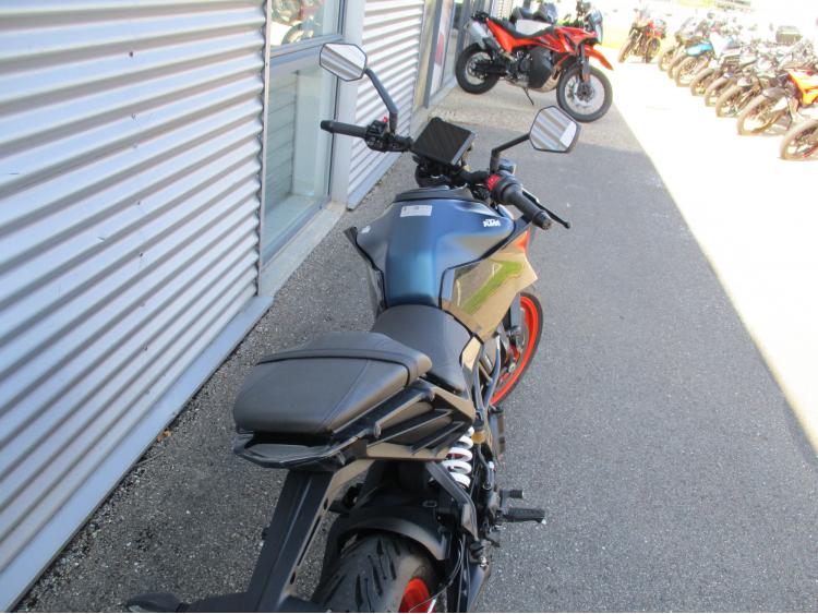 KTM 125 DUKE 2025 * Crédit Possible *