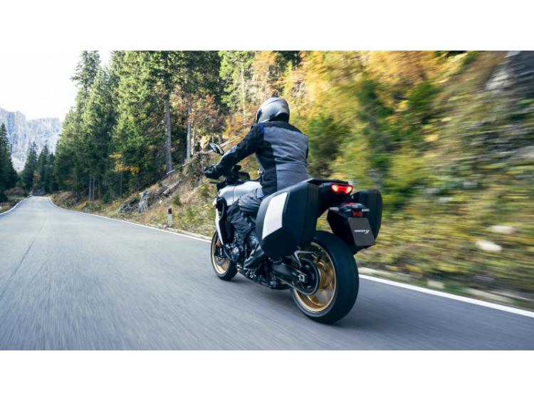 YAMAHA TRACER 9 GT 2024