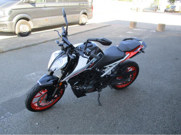 KTM 125 DUKE 2023 * Crédit Possible *