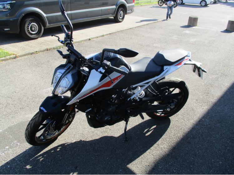 KTM 390 DUKE 475km * Crédit Possible * 